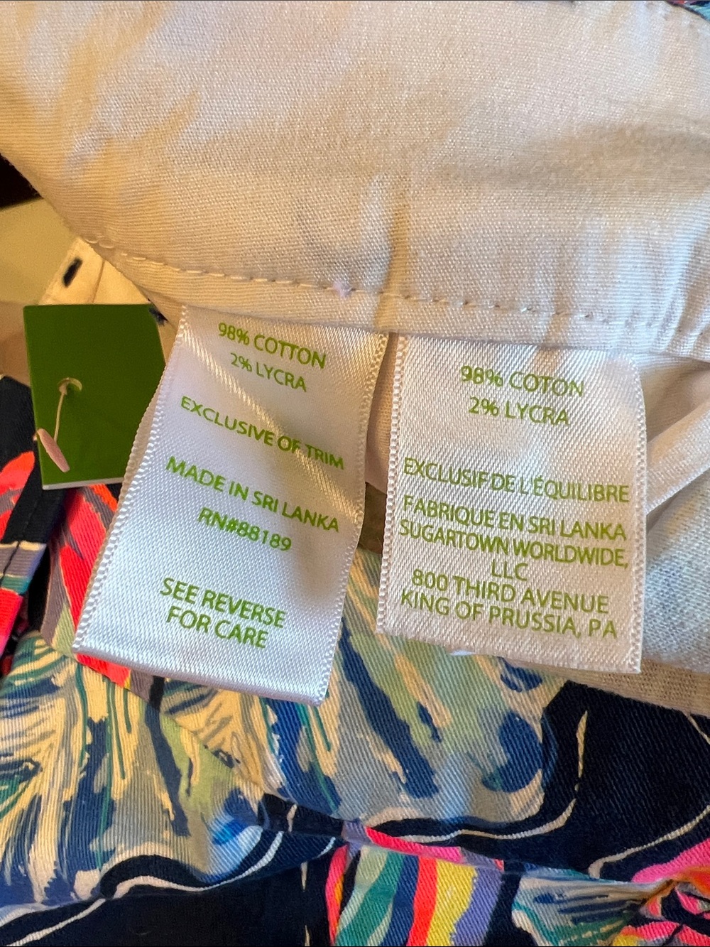 NWT Lilly Pulitzer Navy Multi Floral Print Bermuda Shorts - Picture 8 of 8